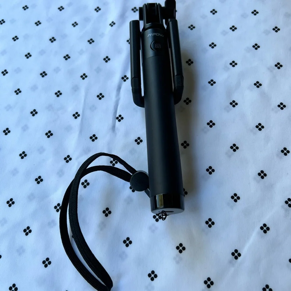 Bluetooth selfie stick. In great condition. Almost new
